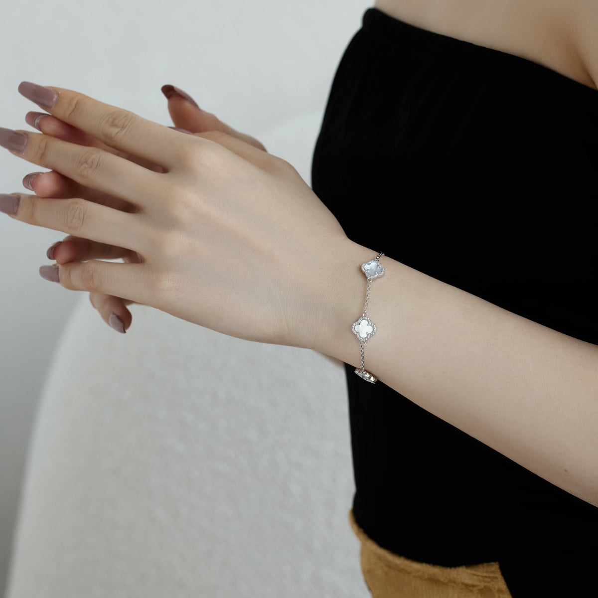 Mother Of Pearl Clover Bracelet