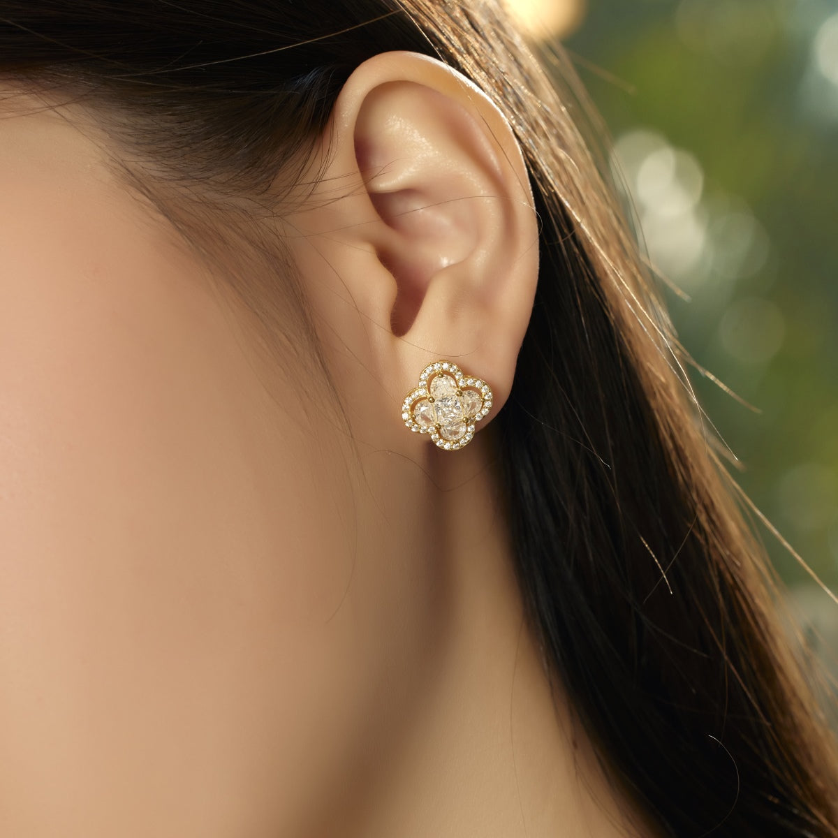 Big Clover Stud Earrings